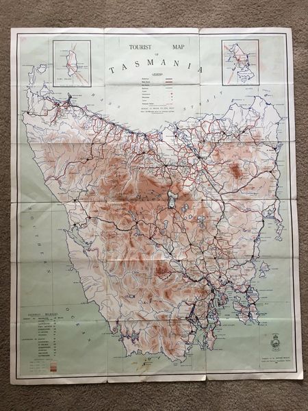  - Tourist Map of Tasmania