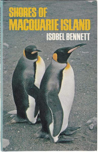 BENNETT, ISOBEL. - Shores of Macquarie Island. Photography by the author.