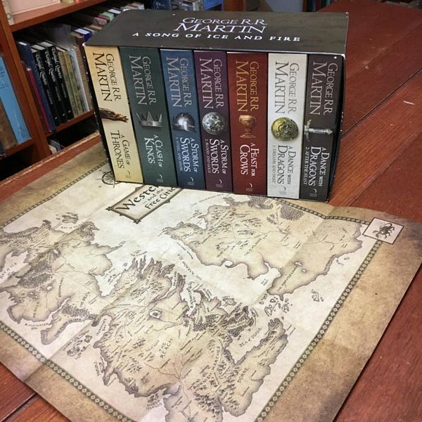 MARTIN, GEORGE R. R. - A Song Of Ice And Fire - A game of Thrones, A Clash Of Kings, A Storm Of Swords I: Steel & Snow, II. Blood & Gold, A Feast For Crows, A Dance With Dragons I: Dreams & Dust II. After The Feast. The complete box set of all 7 books.